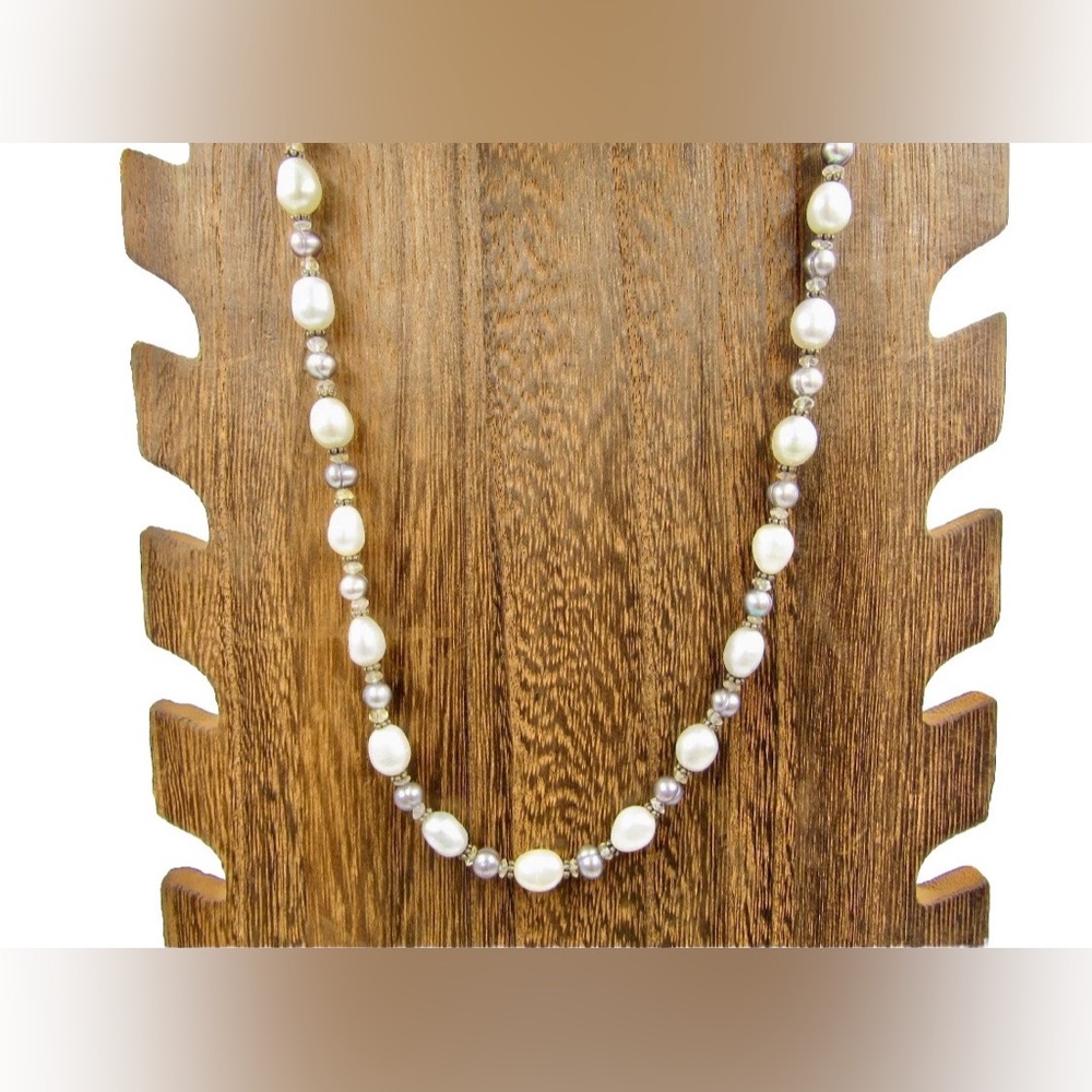 Vintage Beautiful Freshwater, Lavender Pearl & Garnet Necklace 21” Sterling 925